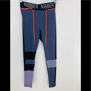 Nibber Size Small Leggings with draw string (pos2)
